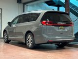 New 2025 Chrysler Pacifica Pinnacle image 3