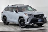 New 2025 Toyota Highlander XSE image 2