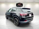Used 2018 Jeep Compass Latitude image 2