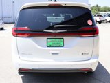 New 2025 Chrysler Pacifica Select image 4