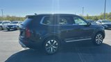 Used 2022 Kia Telluride EX w/ EX Premium Package image 5