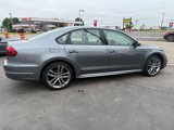 Used 2018 Volkswagen Passat 2.0T R-Line image 3