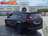 New 2025 Chrysler Pacifica Premium image 4
