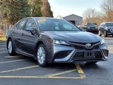 Used 2023 Toyota Camry SE image 3