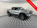Used 2024 GMC Canyon Denali image 3