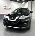 Used 2017 Nissan Rogue SV image 2