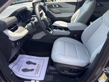 New 2025 Ford Explorer Platinum image 6