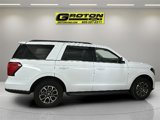 Used 2024 Ford Expedition XLT image 3