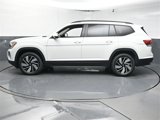 New 2025 Volkswagen Atlas SE image 5