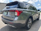 Used 2025 Ford Explorer Active w/ Active Comfort Package image 5
