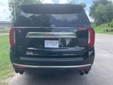Used 2021 GMC Yukon XL Denali w/ Denali Premium Package image 4