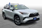 Used 2023 Toyota Highlander XLE image 2