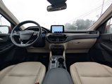 Used 2020 Ford Escape Titanium image 2
