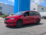 New 2025 Chrysler Pacifica Limited image 2