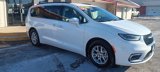 Used 2022 Chrysler Pacifica Touring-L image 3