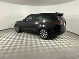 Certified 2024 Land Rover Discovery Dynamic SE image 3