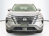 Used 2025 Nissan Rogue SV image 2