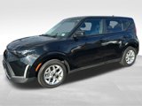 Used 2023 Kia Soul LX w/ LX Technology Package image 3