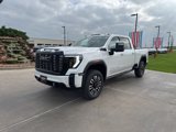 New 2025 GMC Sierra 2500 Denali Ultimate w/ Max Trailering Package image 2