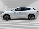 New 2025 Maserati Grecale GT image 2