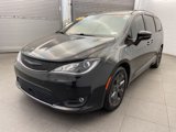 Certified 2020 Chrysler Pacifica Limited image 3