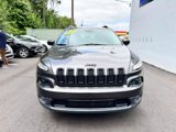 Used 2018 Jeep Cherokee Limited w/ Luxury Group image 2