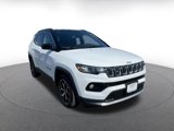 Used 2025 Jeep Compass Limited image 3