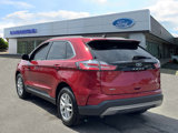 Used 2023 Ford Edge SEL w/ Convenience Package image 4