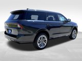 New 2025 Lincoln Navigator Reserve image 5