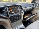 Used 2014 Jeep Grand Cherokee Limited w/ Luxury Group II image 4