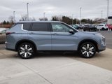 New 2025 Mitsubishi Outlander SE image 4