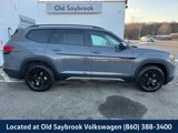 New 2025 Volkswagen Atlas Peak Edition SE image 2