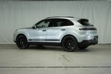 Certified 2024 Porsche Cayenne image 3
