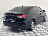 Used 2023 Toyota Corolla LE image 5