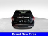 Certified 2023 Ford Explorer Limited w/ Equipment Group 301A image 3