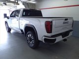 New 2024 GMC Sierra 2500 Denali Ultimate image 4