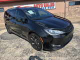 Used 2020 Chrysler Pacifica Touring-L w/ Advanced Safetytec Group image 3
