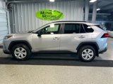 Used 2019 Toyota RAV4 LE image 5