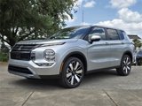 New 2025 Mitsubishi Outlander SE image 4