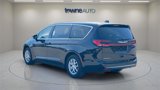 Used 2025 Chrysler Pacifica Select image 4