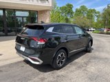 Used 2024 Kia Sportage LX image 3