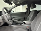 Used 2025 Hyundai Elantra SE w/ Cargo Package image 4