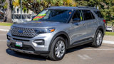 Used 2023 Ford Explorer Limited image 3