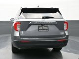 Used 2022 Ford Explorer XLT image 4