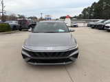 Used 2024 Hyundai Elantra SE image 3