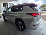 New 2025 Mitsubishi Outlander SEL image 5