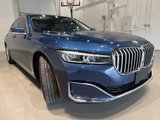 Used 2022 BMW 740i xDrive image 3