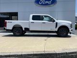 New 2025 Ford F250 4x4 Crew Cab Super Duty image 3