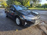 Used 2019 Hyundai Elantra SE image 3