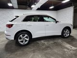 Used 2022 Audi Q3 2.0T Premium Plus image 3